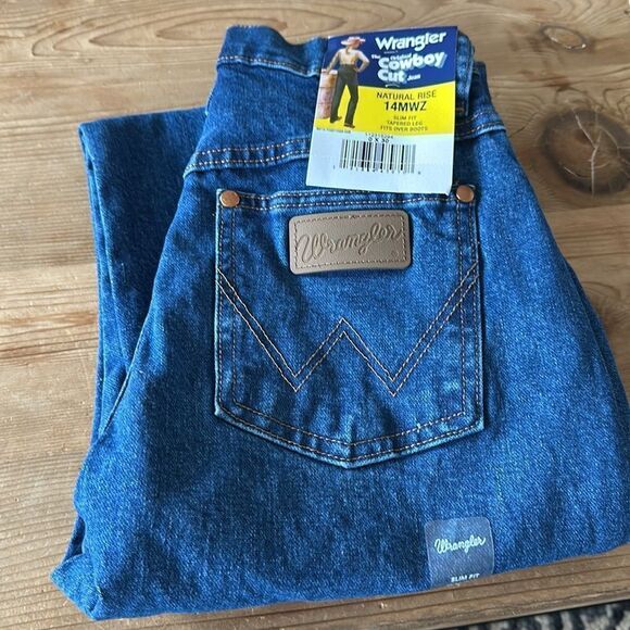 Wrangler Women's Cowboy Cut High Rise Slim Fit Tapered Leg Jeans NEW SZ 0 X 30 - Picture 5 of 7